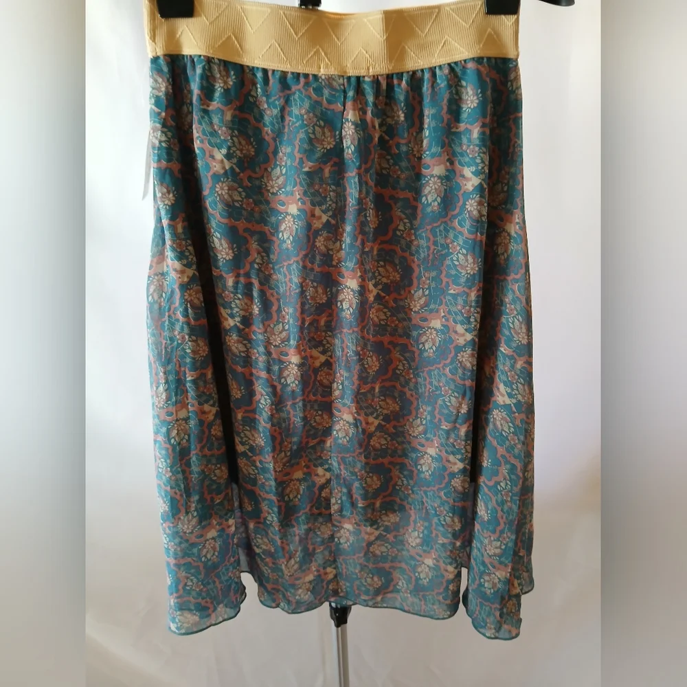 LuLaRoe nwt lola